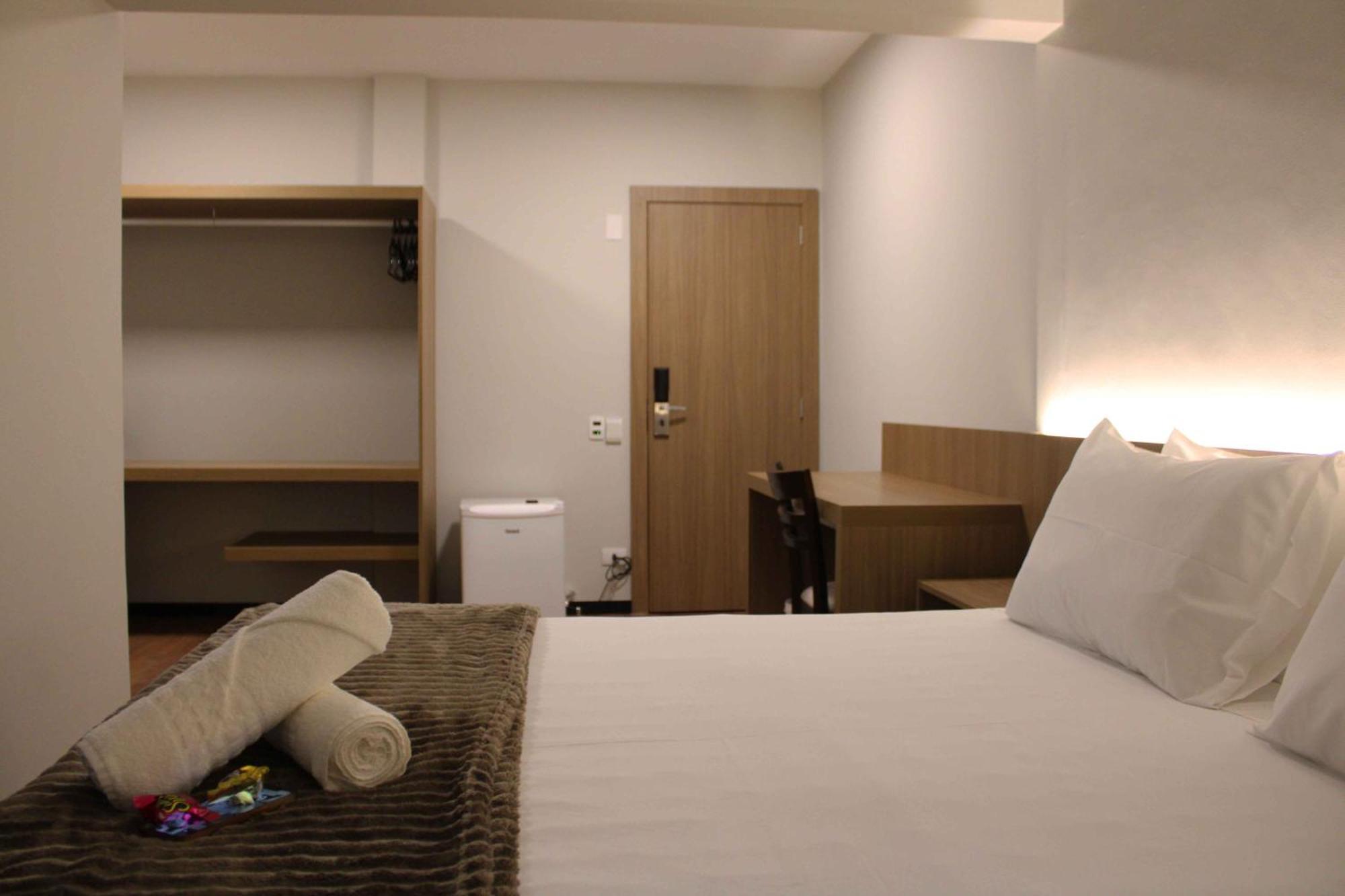 Hotel Evora By Rede Sagres Florianopolis Exterior photo