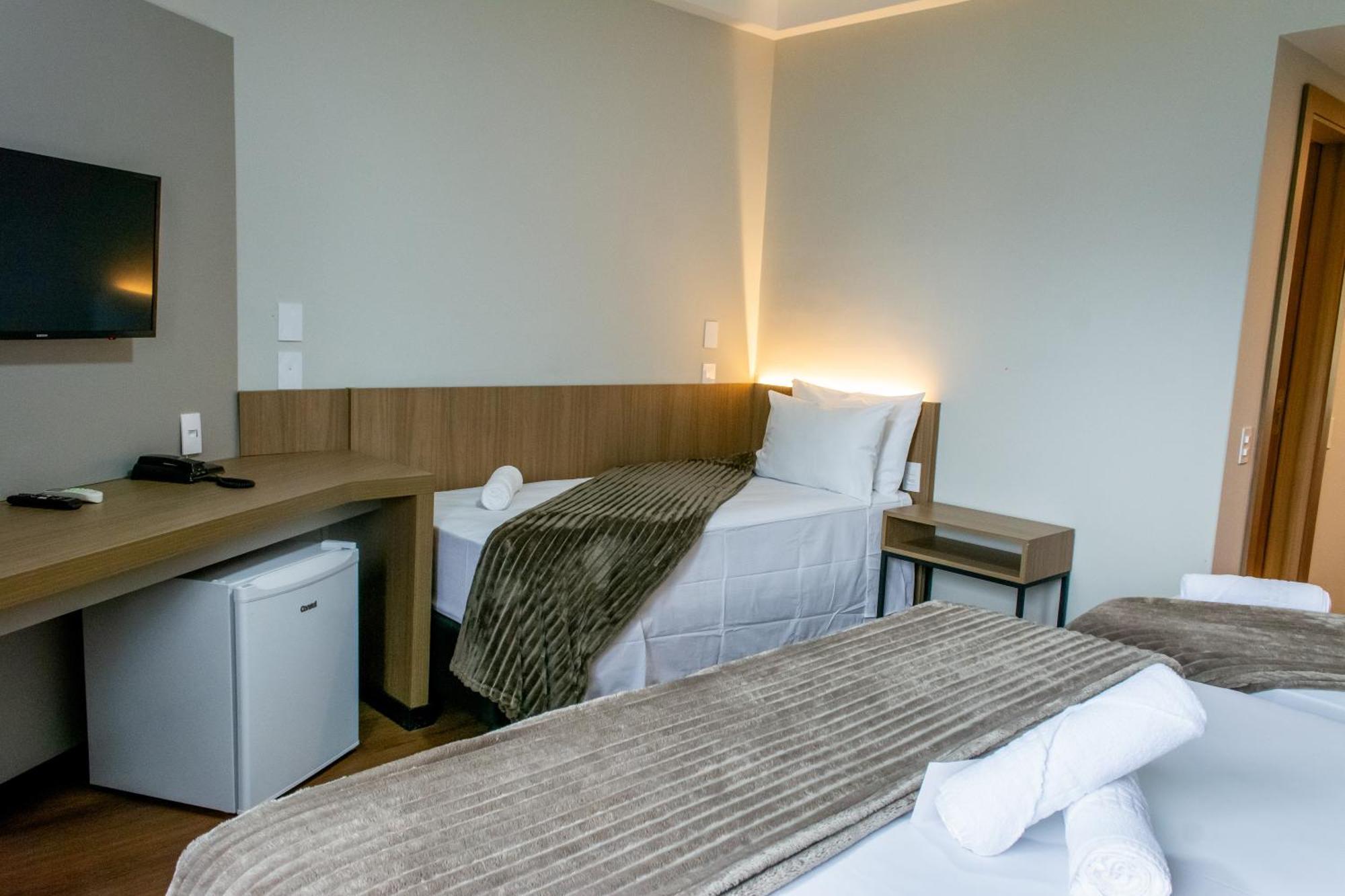 Hotel Evora By Rede Sagres Florianopolis Exterior photo